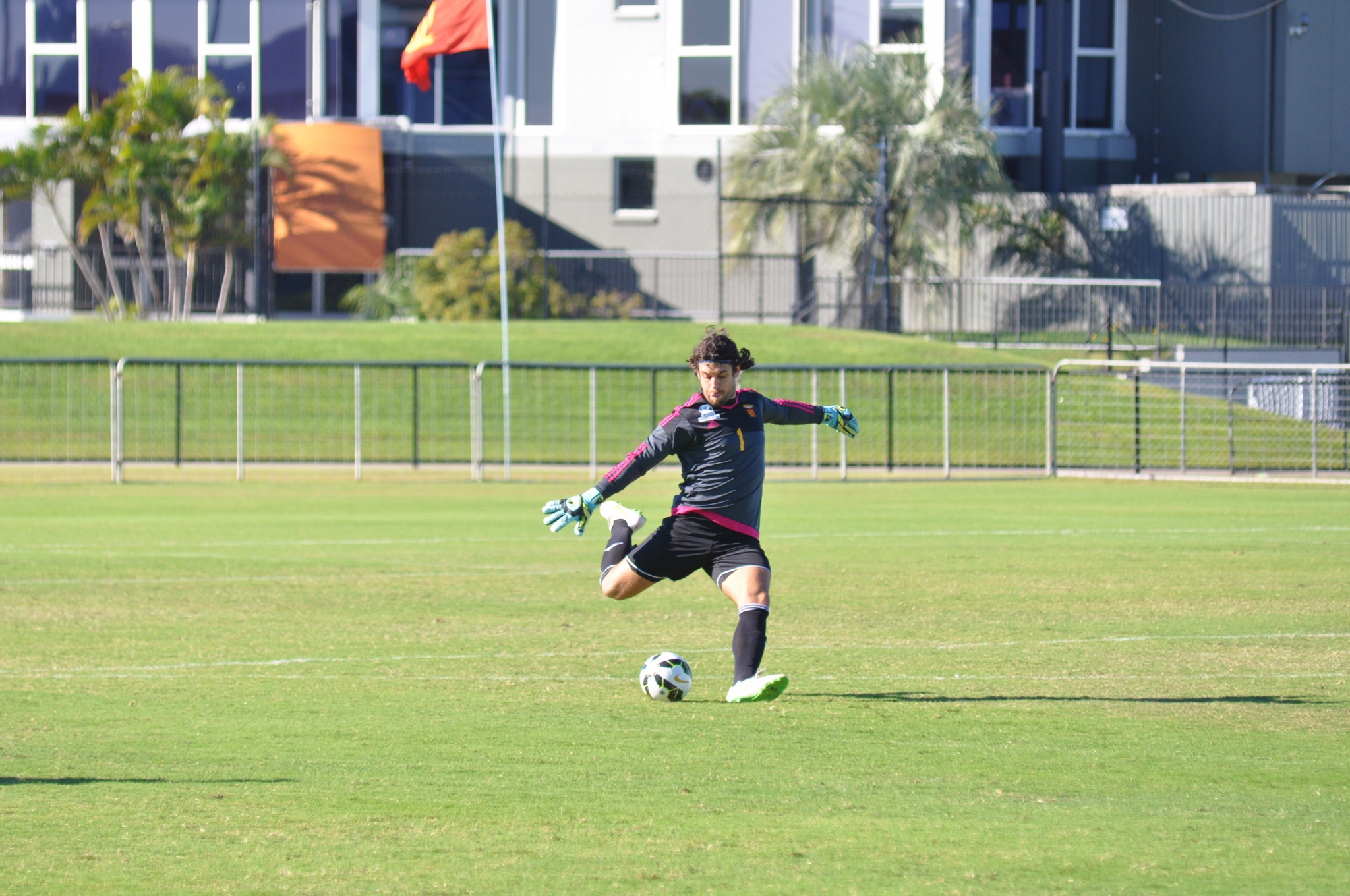 Register now for the Fire Goalkeeping Academy